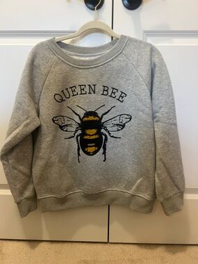 Queen Bee Graphic Sweatshirt - Gray with Yellow Bee